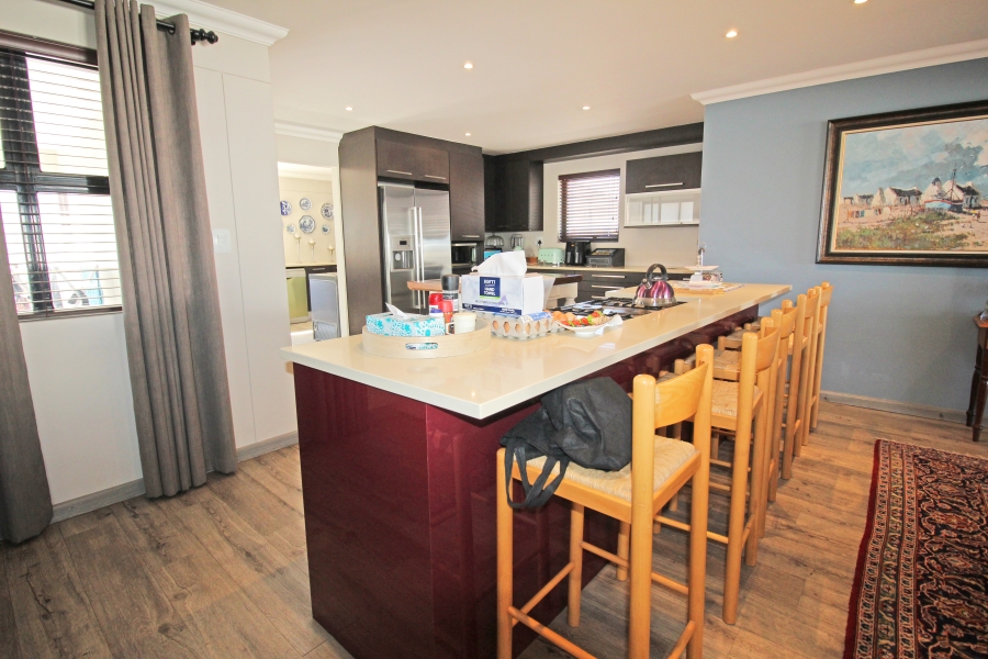 4 Bedroom Property for Sale in Calypso Beach Western Cape